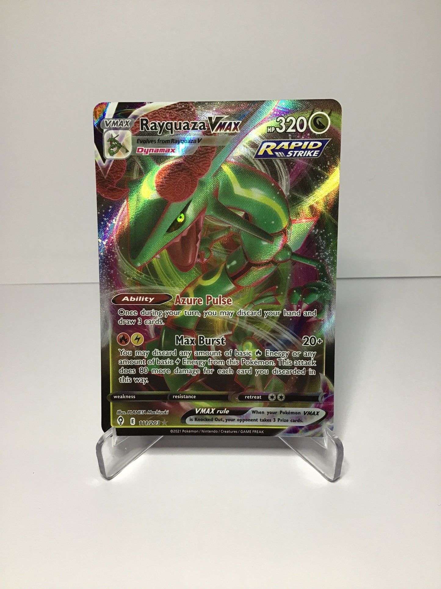 Rayquaza VMAX 111/203